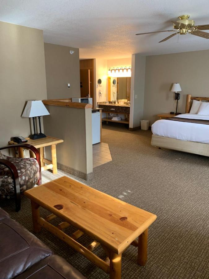 The Antler Lodge - Гардинер Экстерьер фото
